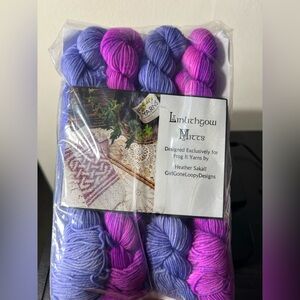 Linlithgow Mitts Yarn Set